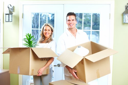 Careful loading for a short notice flat move in Kew with parking restrictions